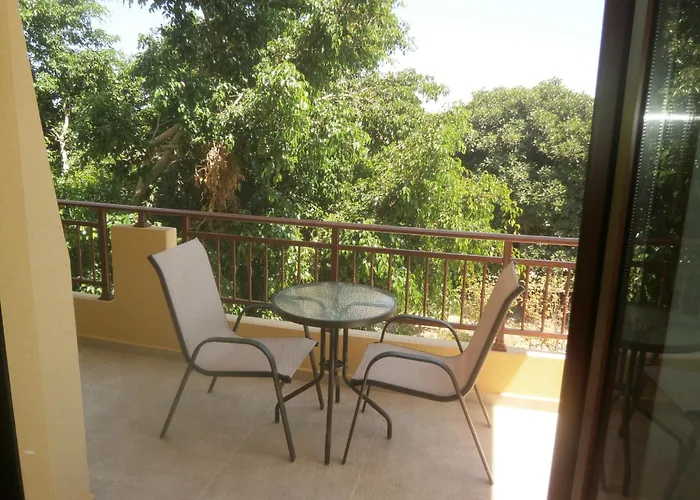 Ariadni\'S Maisonette