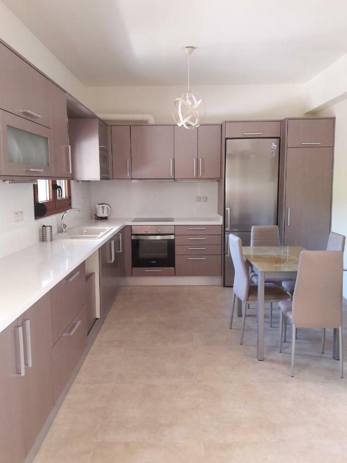 Ariadni's Maisonette *