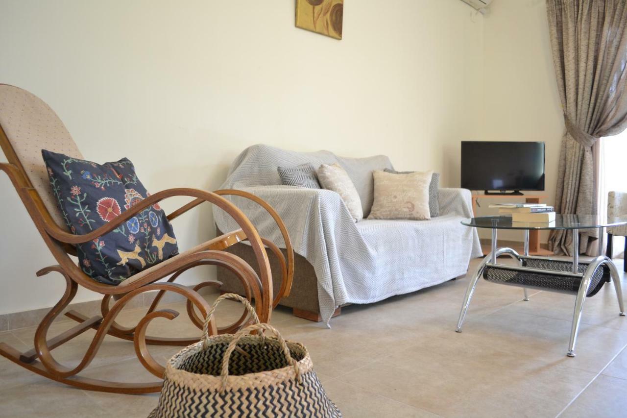 Ariadni's Maisonette * Giofirakia